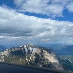 Flugwegposition um 14:28:36: Aufgenommen in der Nähe von Gemeinde Nötsch im Gailtal, Österreich in 2136 Meter